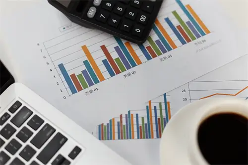 西北旅游穿搭微胖