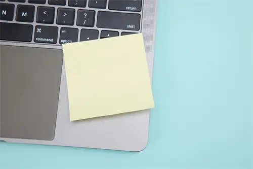 高旅游穿搭海边